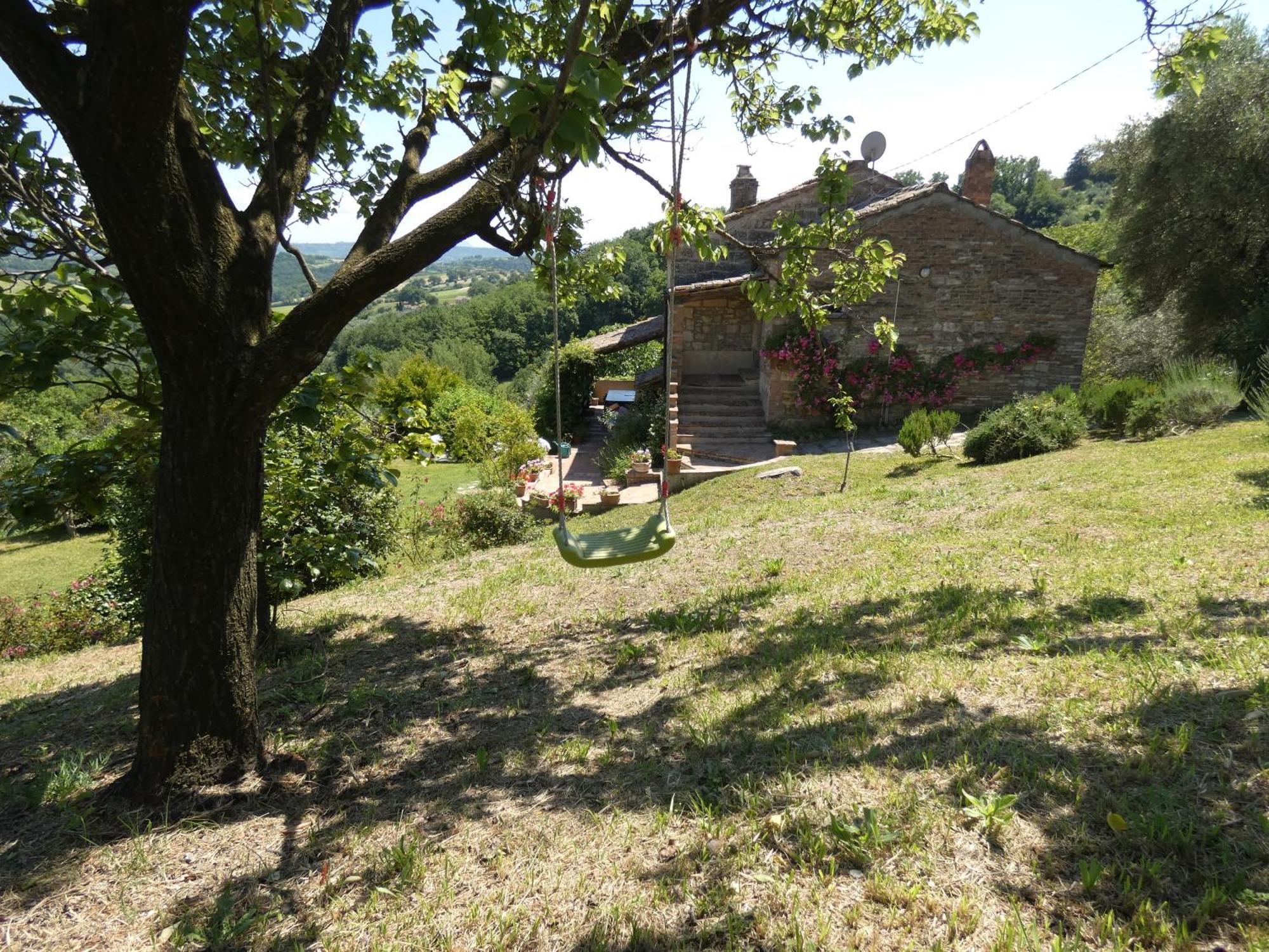Villa Scappo In Umbria, Il Fienile Fornole Exterior foto